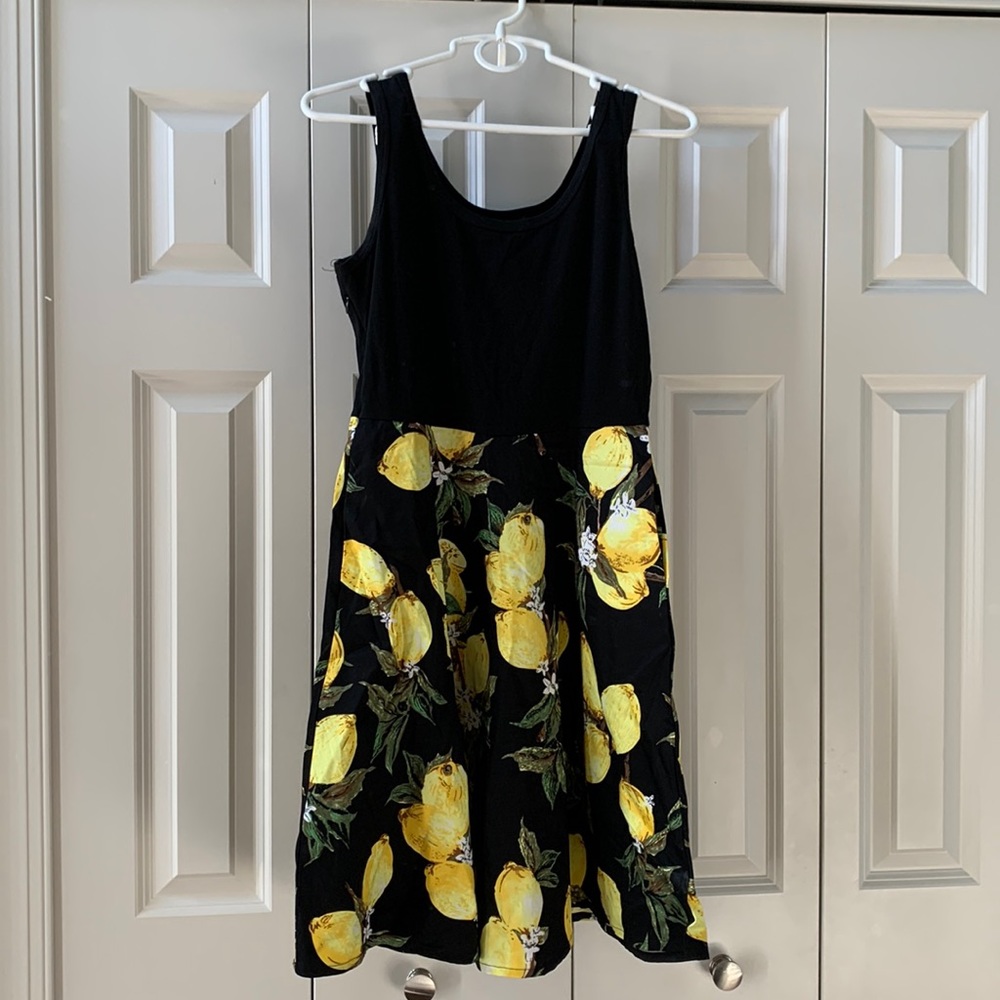 Black and Lemon size medium M dress.